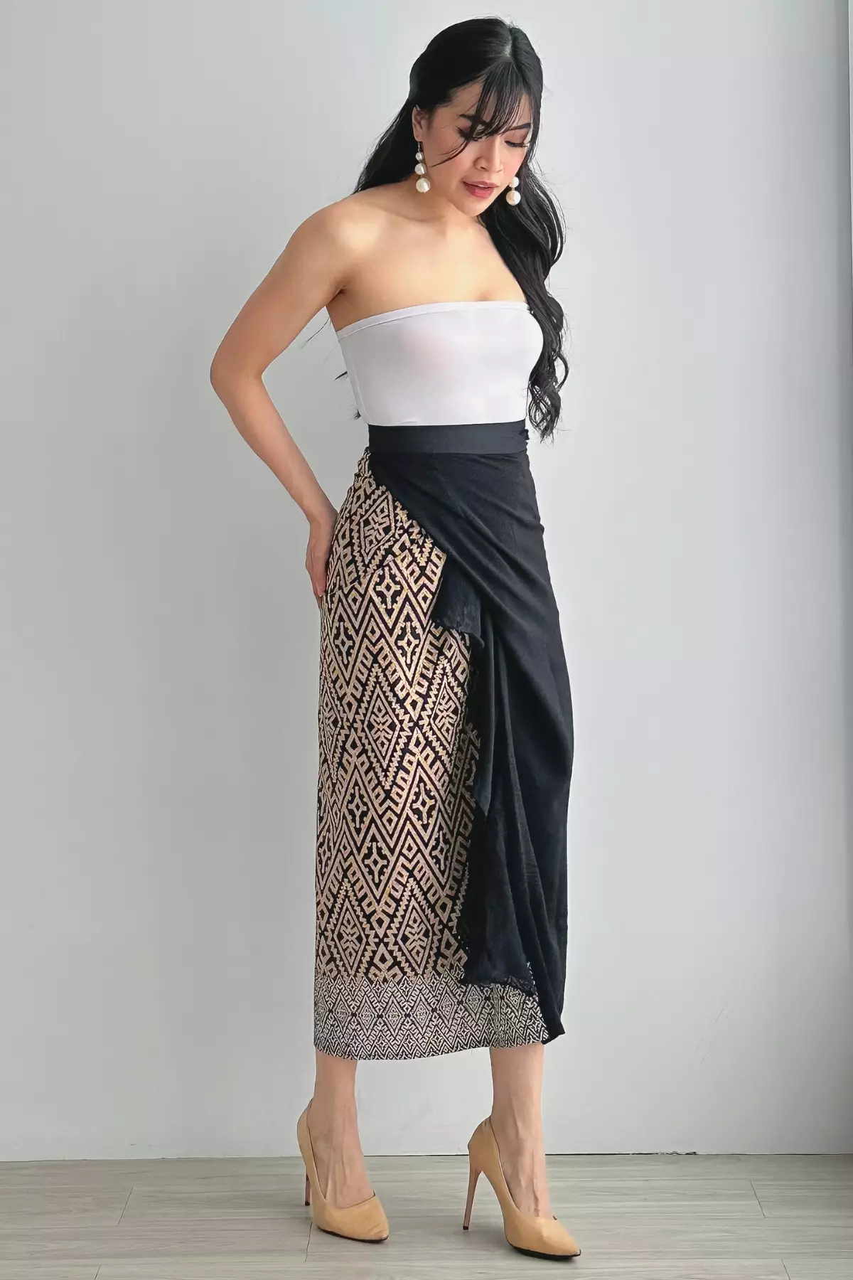 Andhika Frills Batik Krem Sarong Rok Lilit Batik
