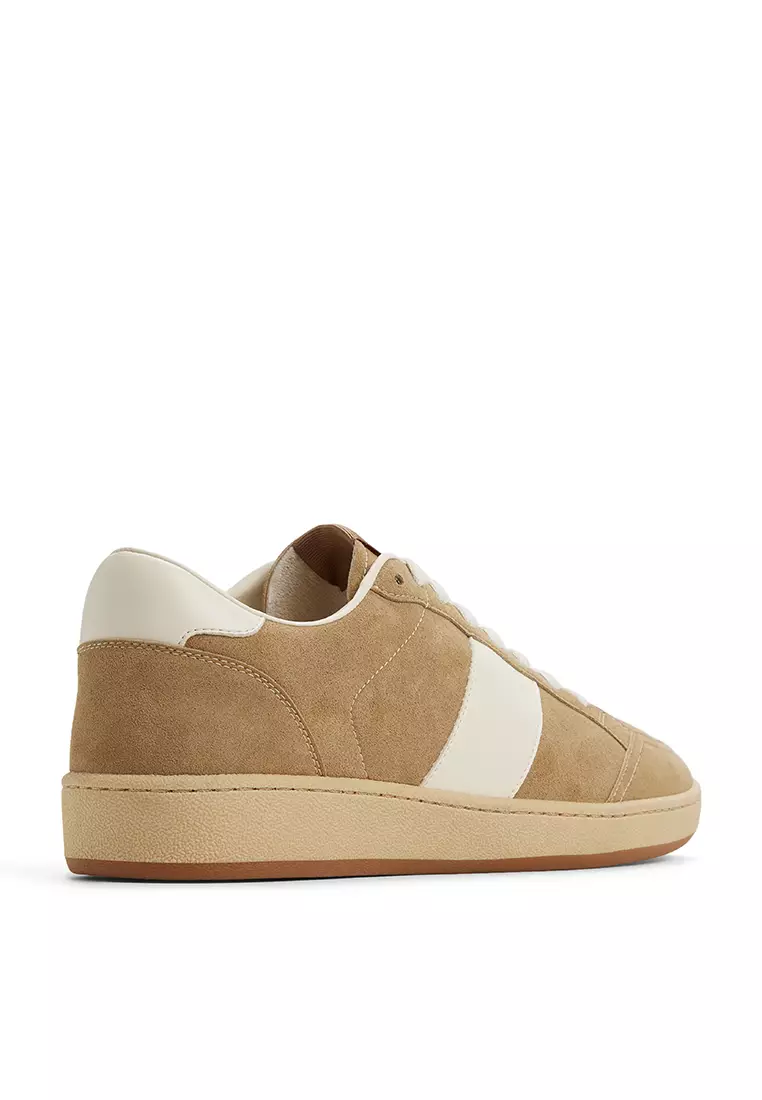 Roscoe Sneakers