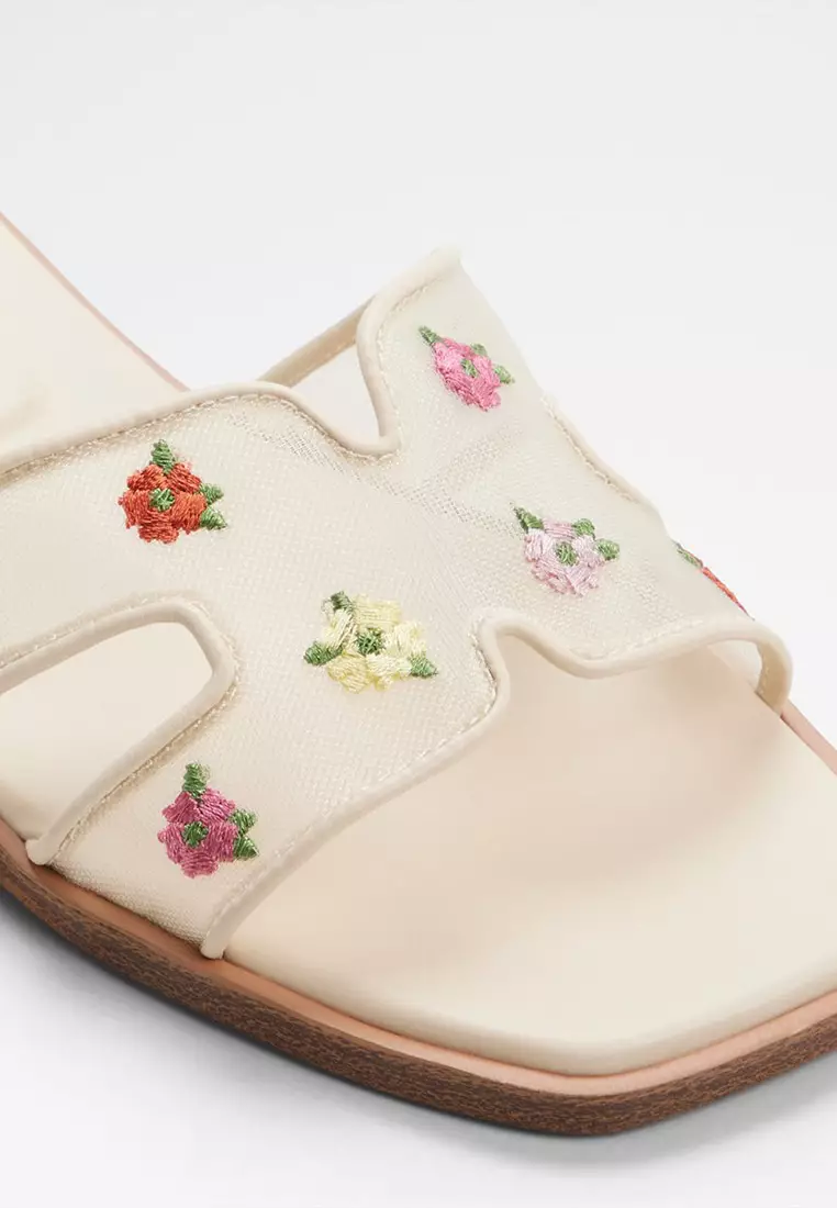 Itsandal Slide Sandals