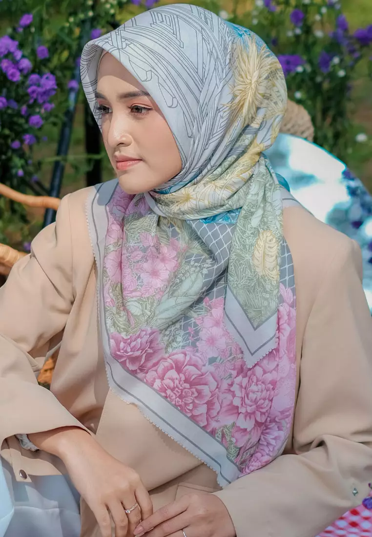 Gardenia Signature Square Voile Scarf Hijab Segi Empat Daisy Cream