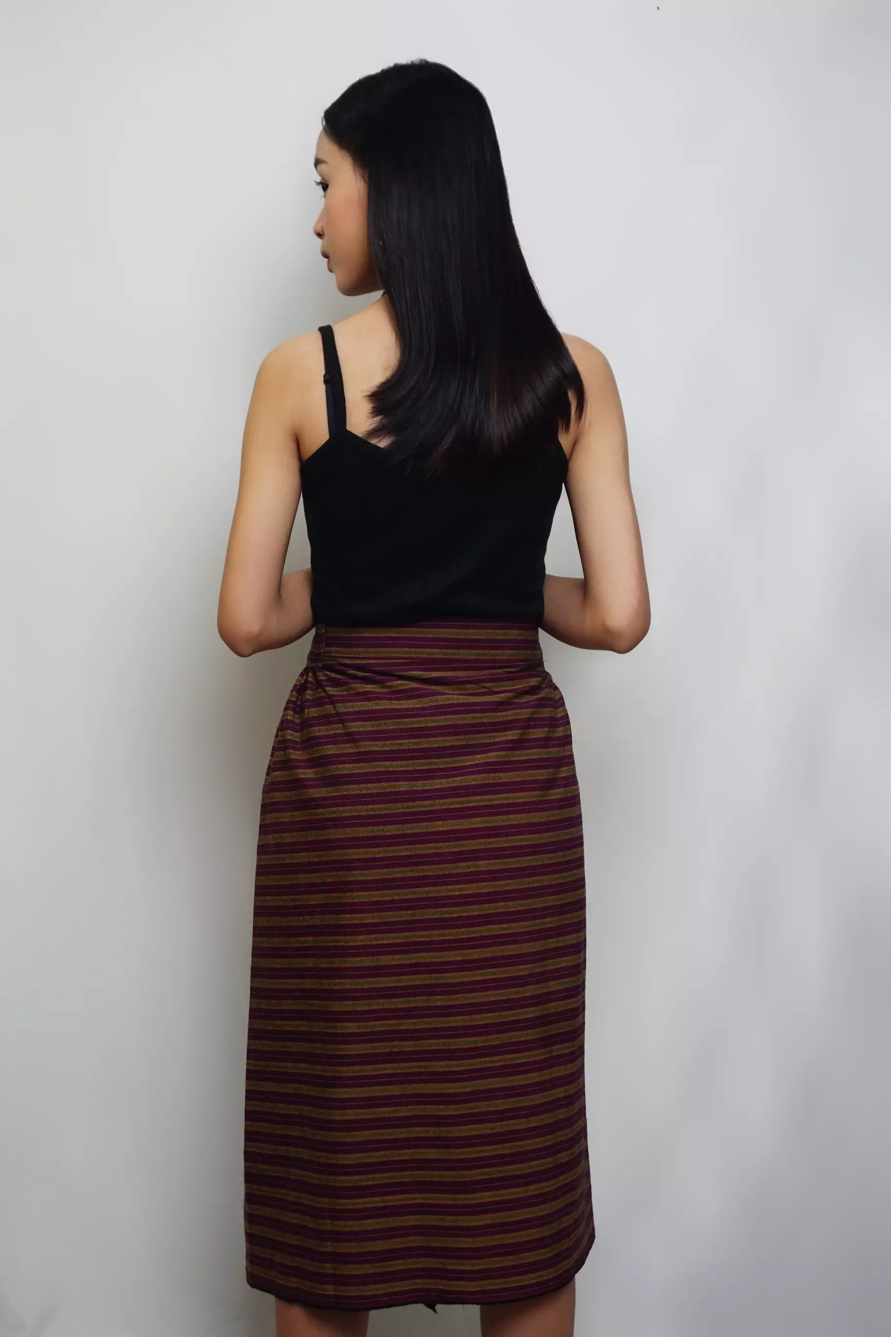 Nahera Saroong Lurik Wanita