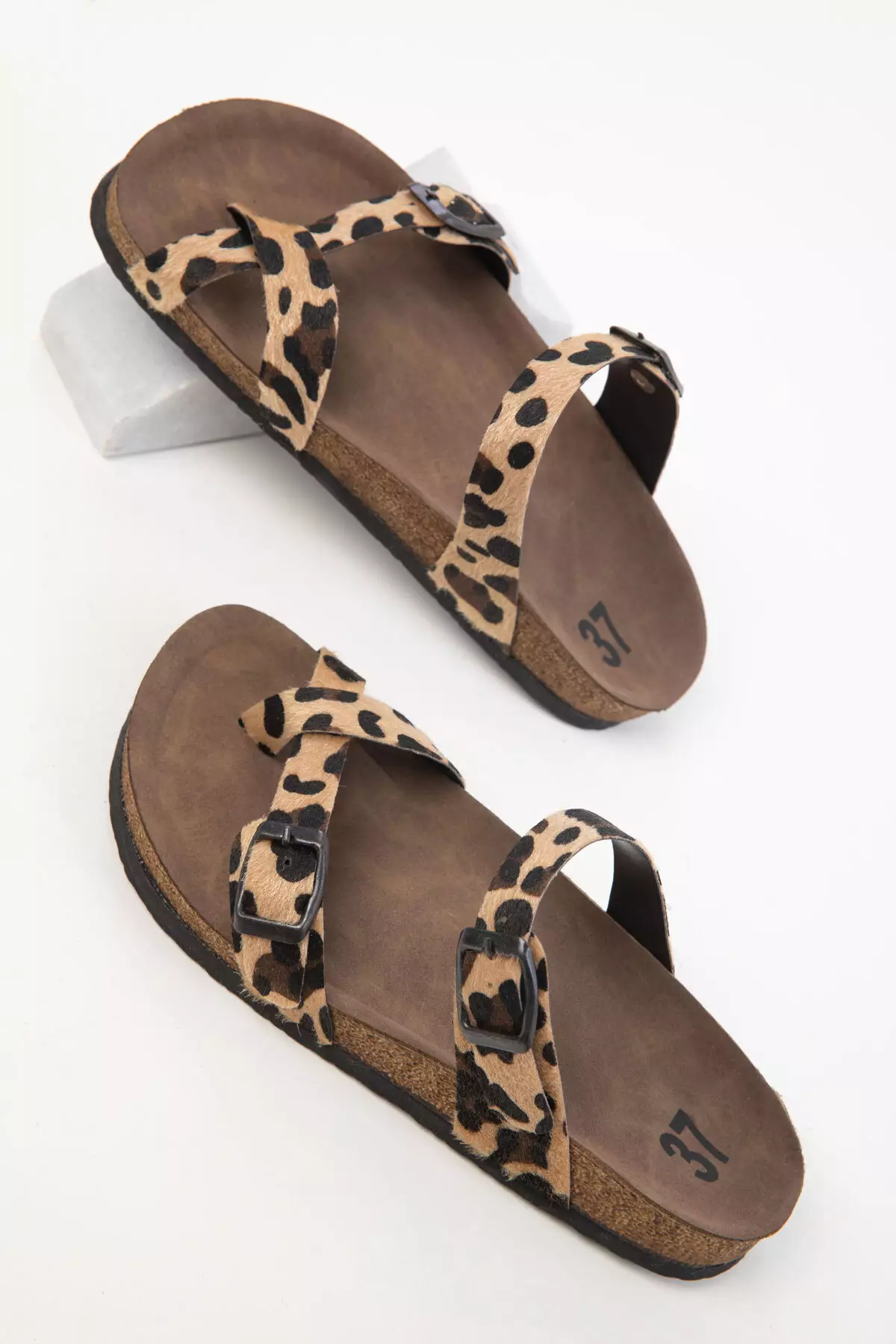 Leopard Women's Slippers Model Number 17265