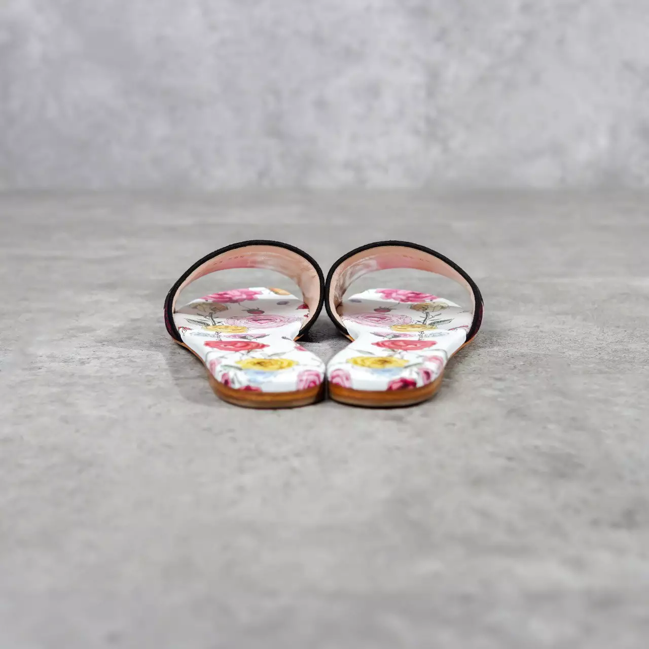 Sandal CHRISTIAN DIOR DWAY FLORAL WHITE PINK MULTI SANDAL 100% ORIGINAL