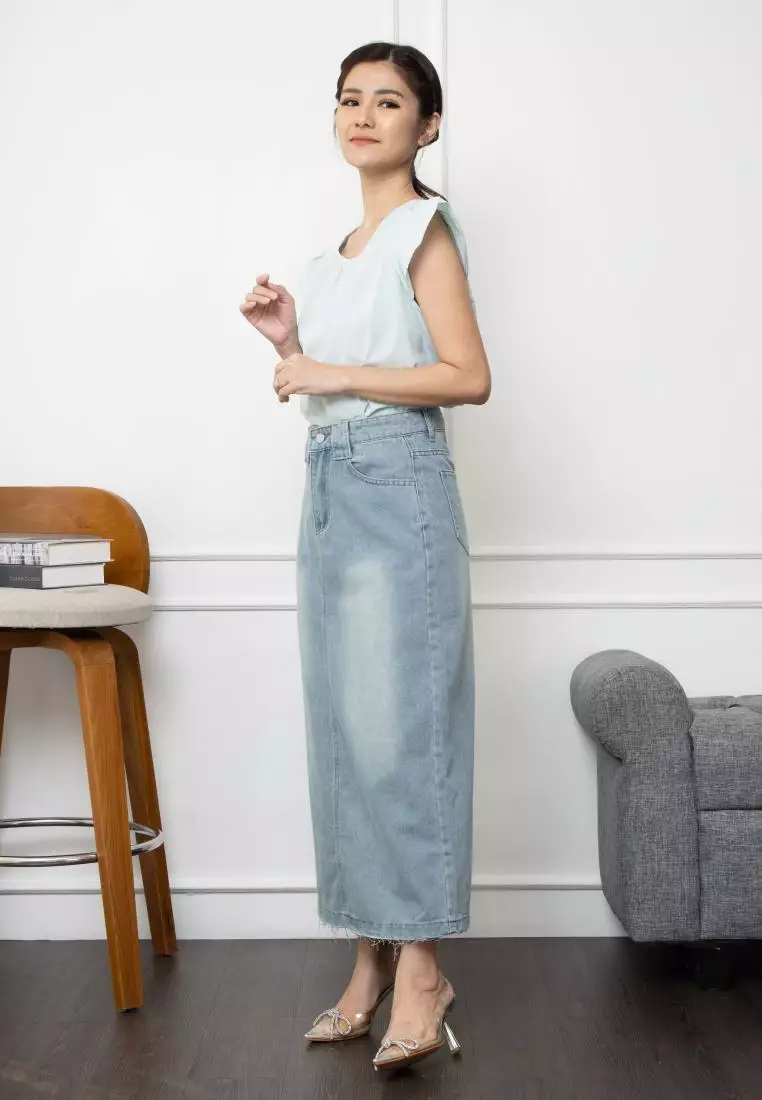 Dezilla Skirt Unfinished in Light Blue