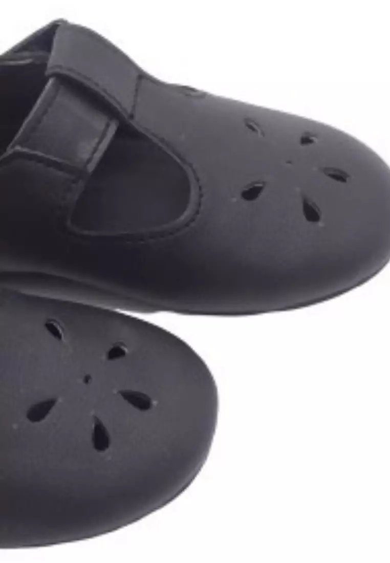 Bazzy Tbars Shoes - Black