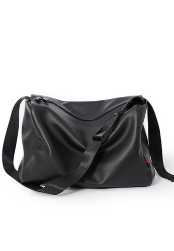 high capacity messenger bag