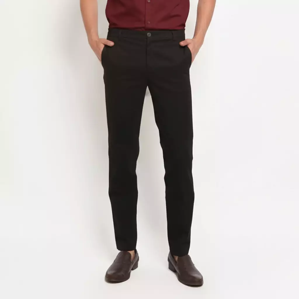 Schoeller Celana Chino Pria Slim Fit Panjang Katun Formal Kasual Warna Hitam – S.0-CCSF.-G101-CTS-SF-BLK