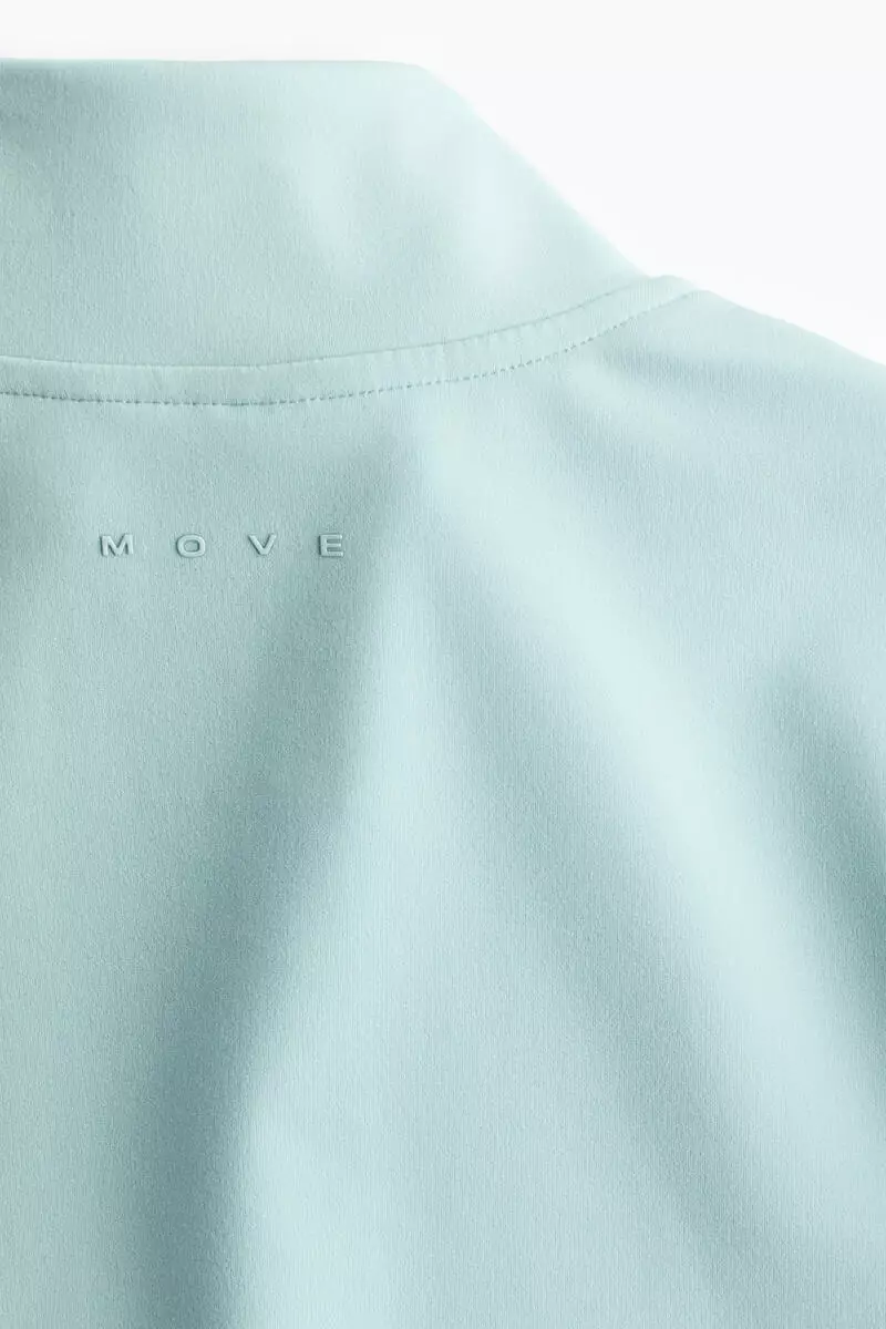 Zip-through sports jacket with SoftMove™