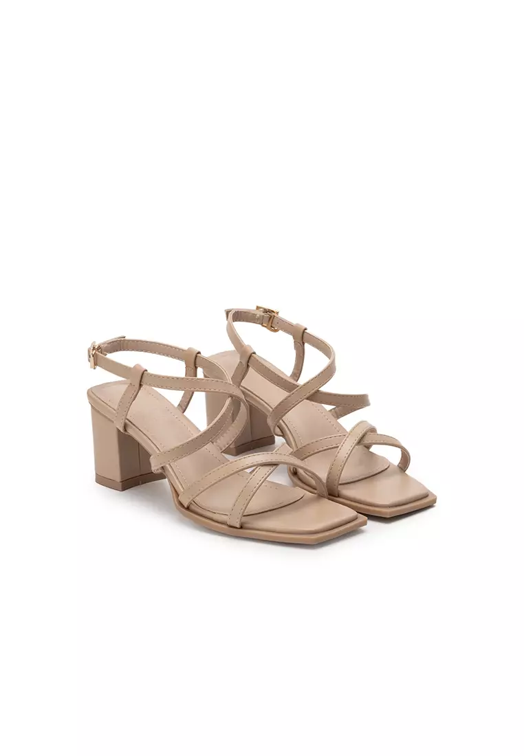 Strappy thick 2024 heel sandals