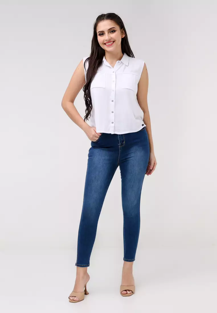 Single Twill Woven Sleeveless Blouse