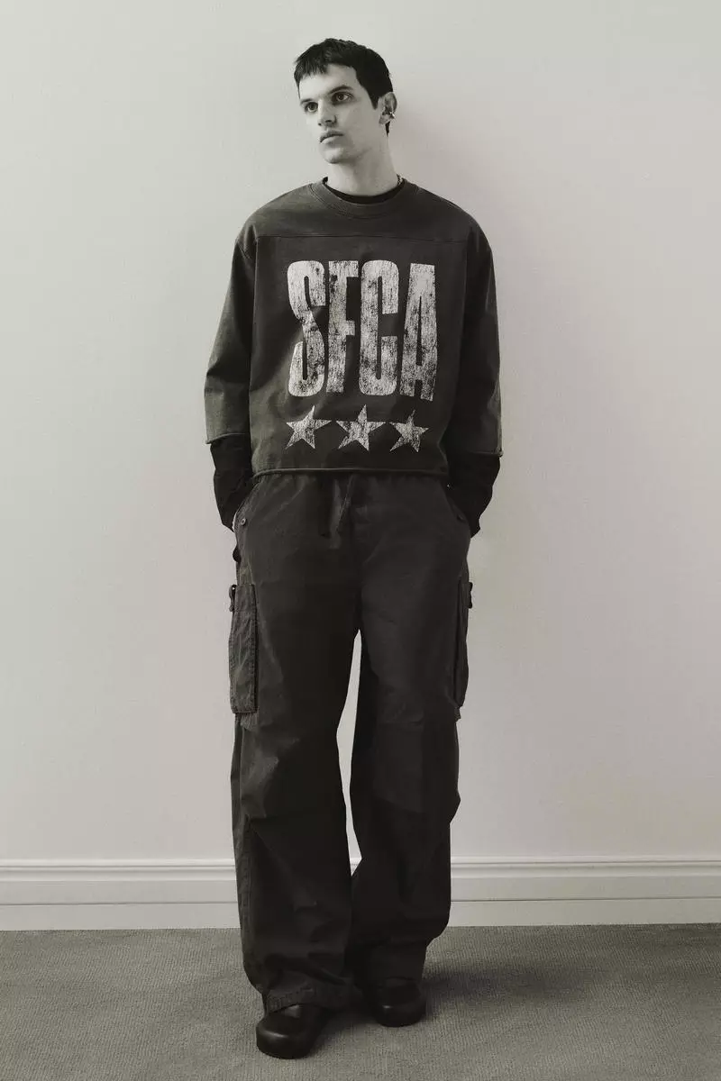 Oversized Fit Cropped T-shirt