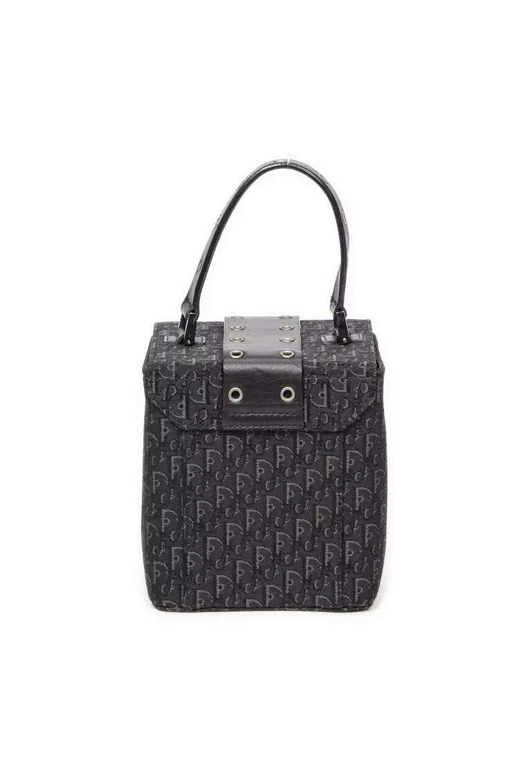 Pre-Loved Street Chic Vanity Case