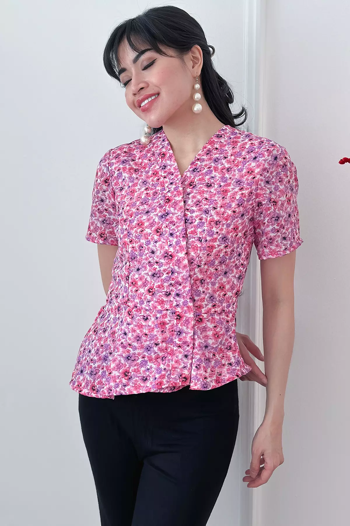Catherin Kembangan Pink Kebaya