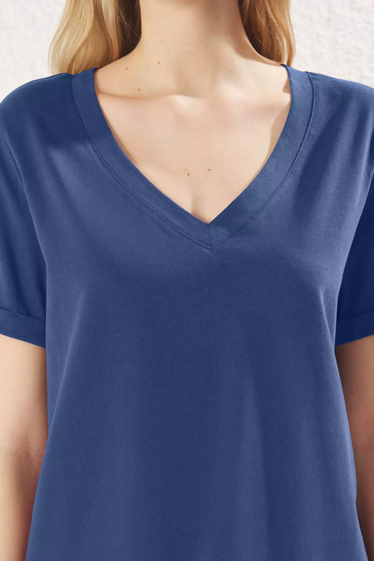 Indigo V Neck Short Sleeve Regular/Basic Knitted T-Shirt