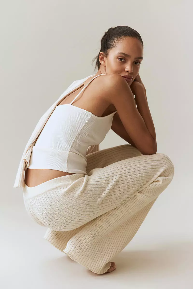 Flared rib-knit trousers