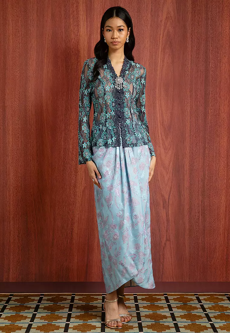 MAYRA CLASSIC KEBAYA SET
