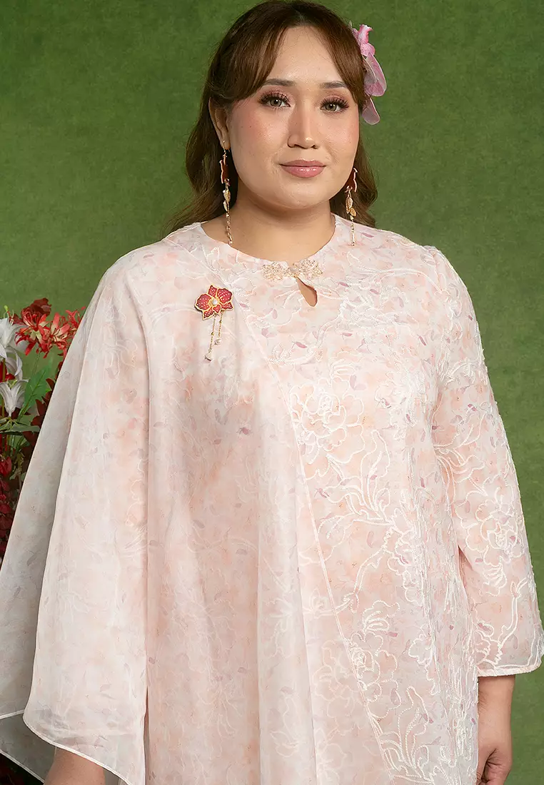 Aneesa Plus size Kurung with Shawl