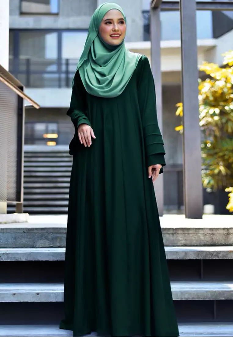 Laura Abaya Modern Layer Sleeves Loose Style in Emerald Green
