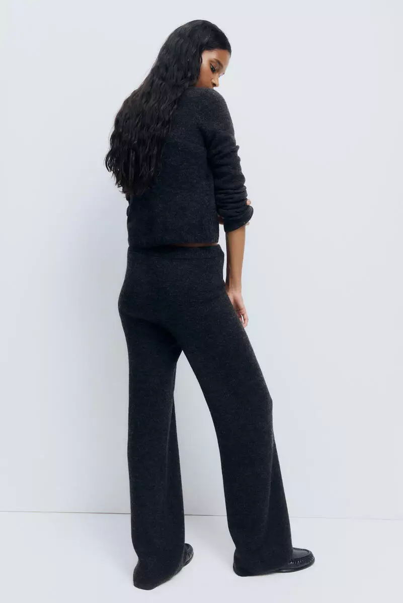 Knitted pull-on trousers