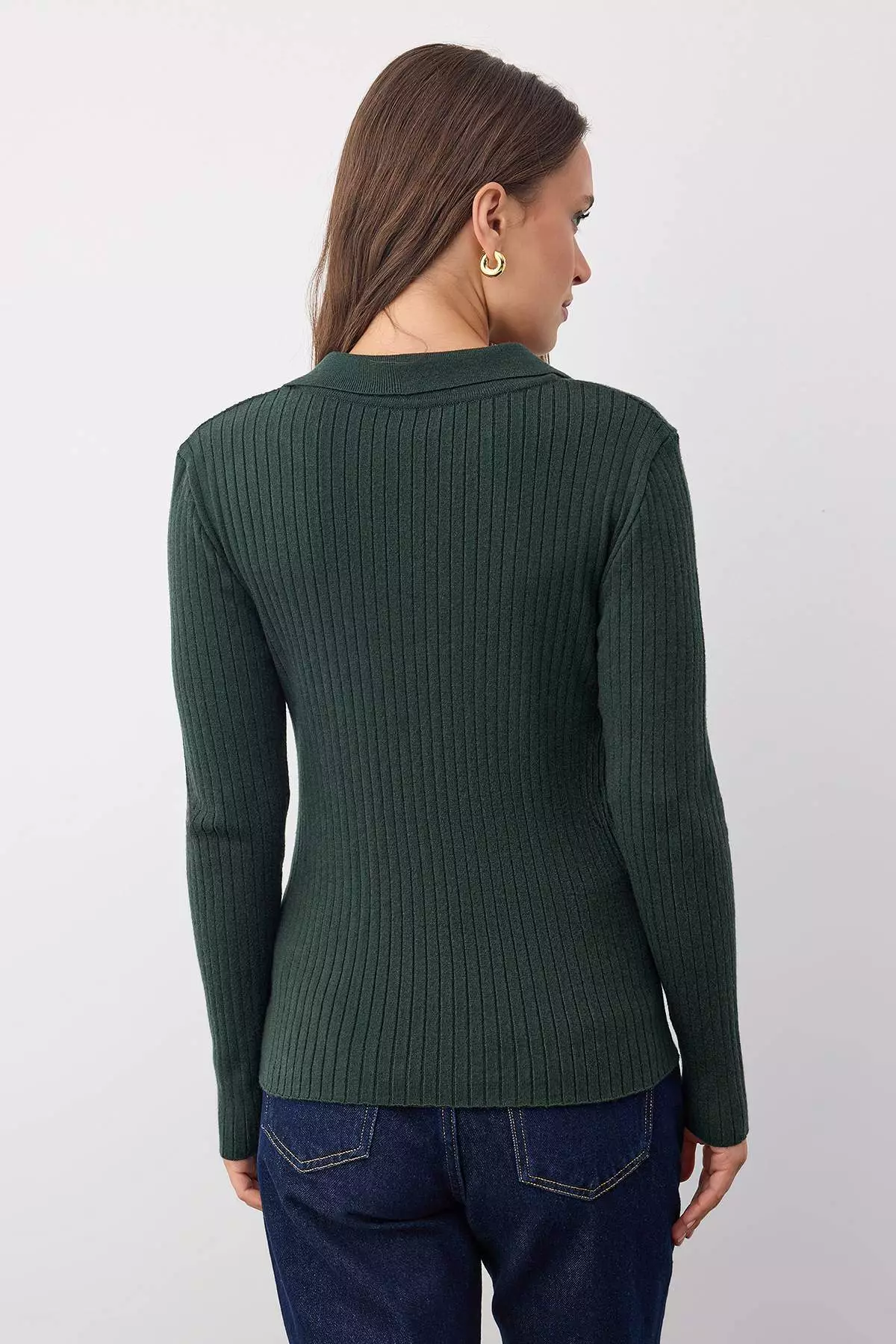 Wardrobe Essentials Emerald Green Premium Yarn Polo Neck Ribbed Knit Sweater | Twoaw26Kz00077