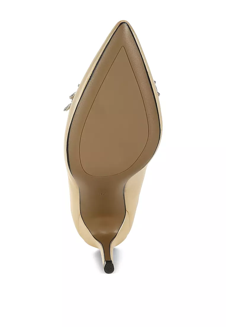 Diamante Brooch Detail Satin Pumps In Gold