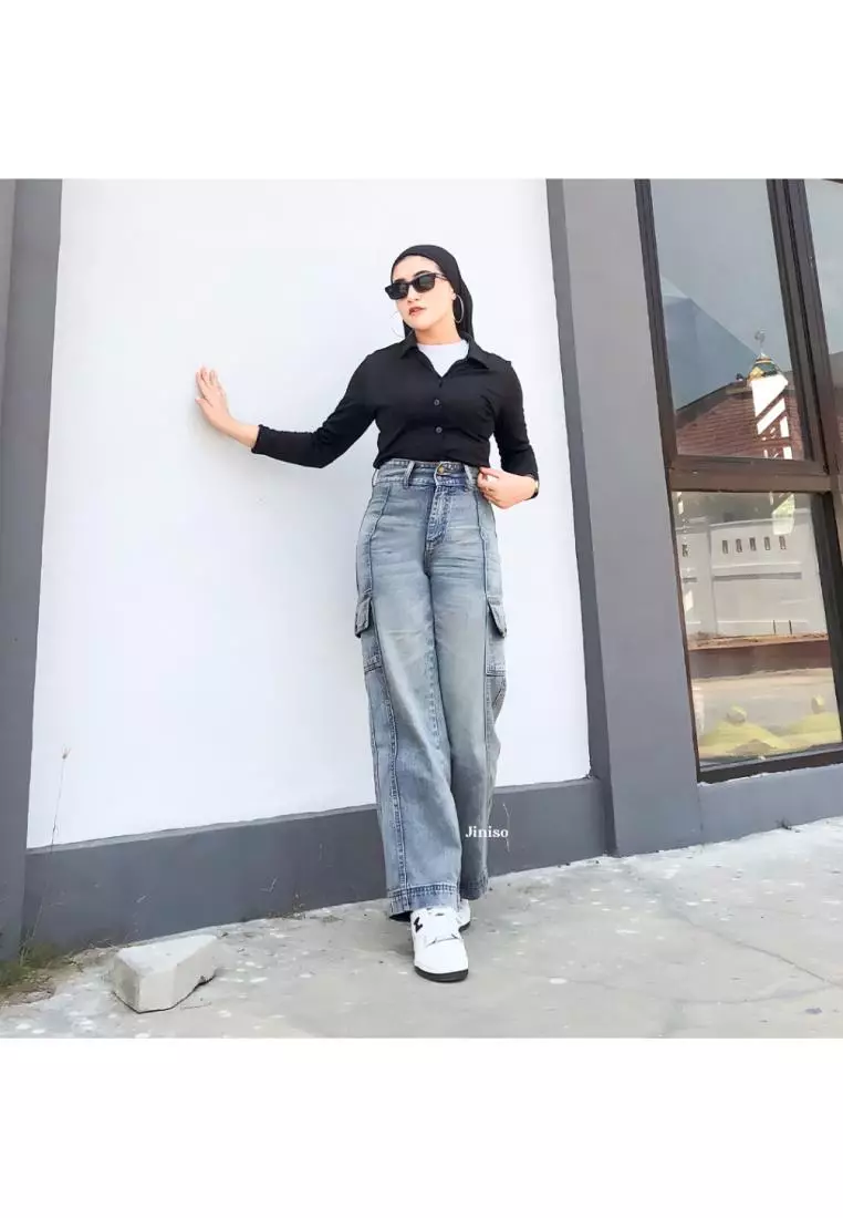 Highwaist Cargo Loose Jeans 405 HANDS UP