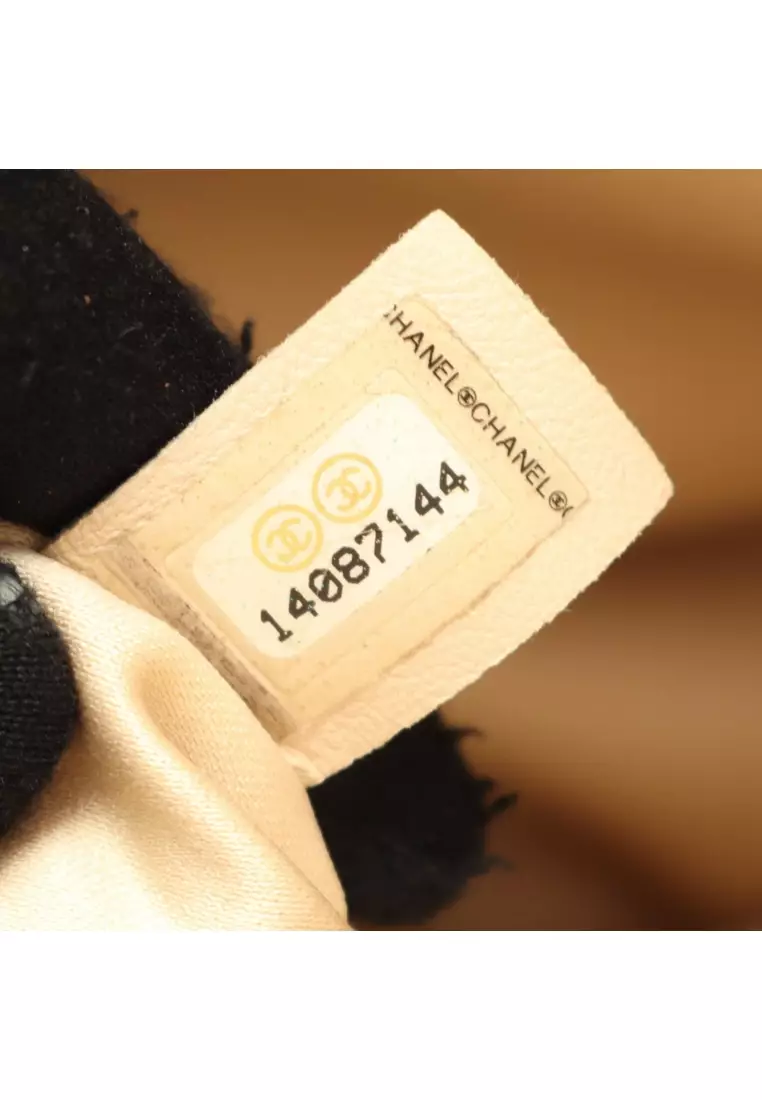 Pre-Loved Chanel matelasse grand shopping GST chain shoulder bag chain tote bag Caviar skin beige silver hardware