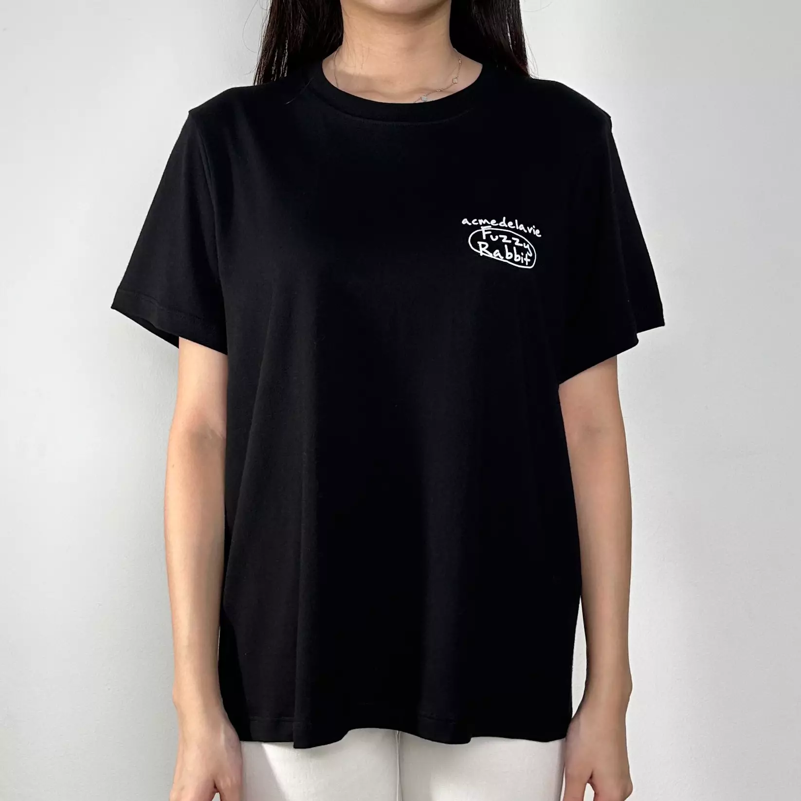 Kaos ADLV FUZZY RABBIT TEXT WHITE BLACK TSHIRT LADIES 100% ORIGINAL