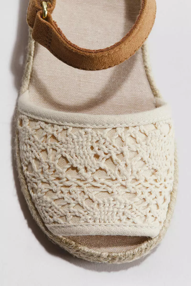 Crochet-look sandals