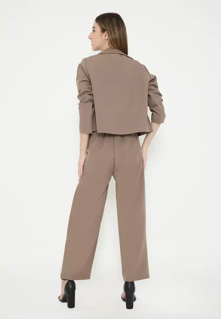 Mannequin Casual Crop Blazer