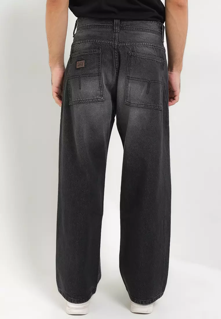 Fashion Loose Fit Denim Pants CLF114P