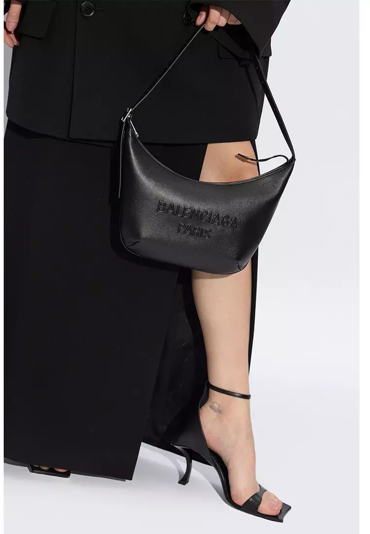 Mary-Kate Sling Shoulder Bag in Black