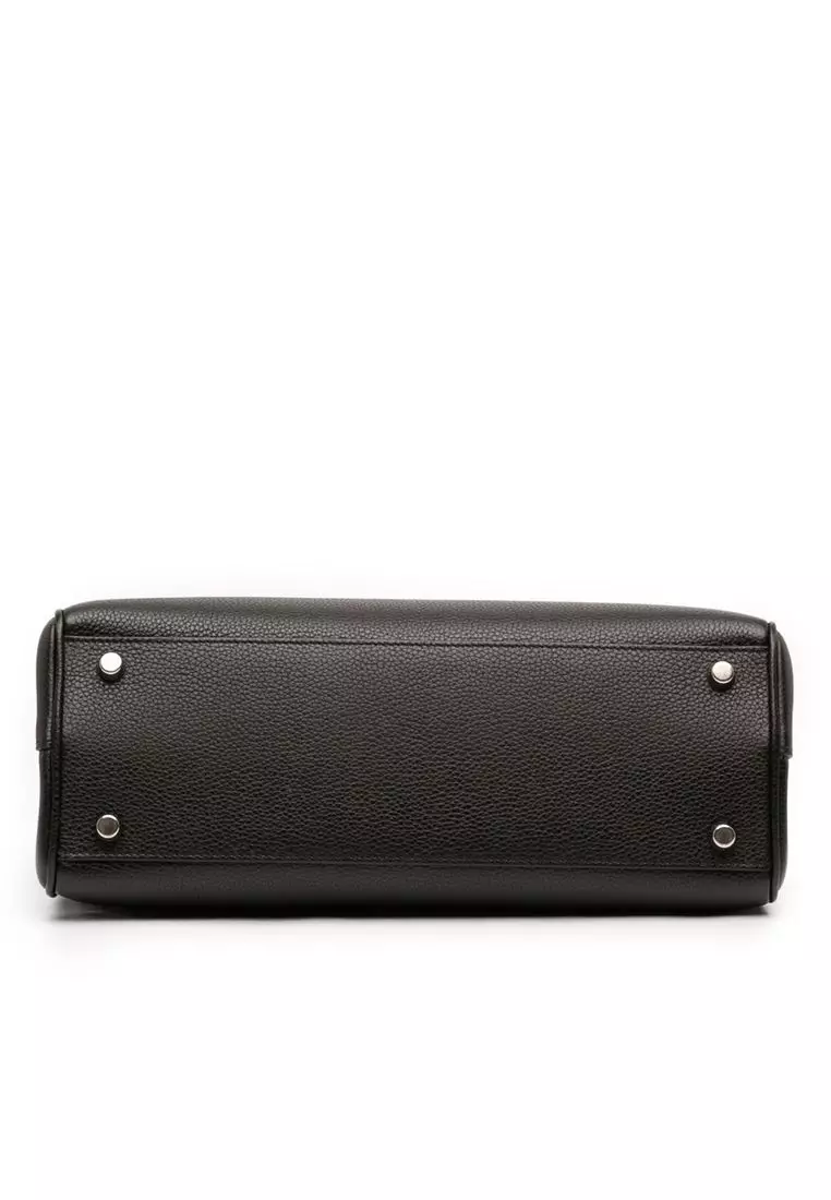 Pre-Loved Gucci Small Grained Calfskin Zumi Top Handle Bag