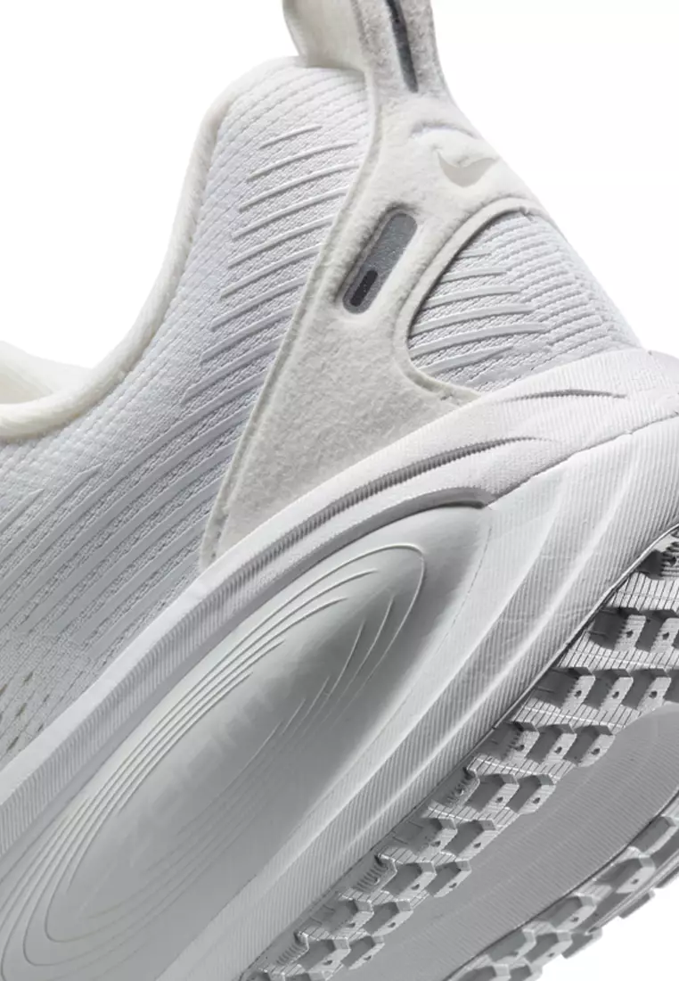 Vomero 18 Road Running Shoes