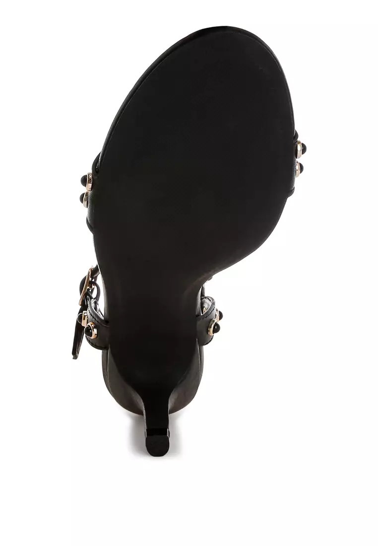 黑色鉚釘真皮小跟涼鞋