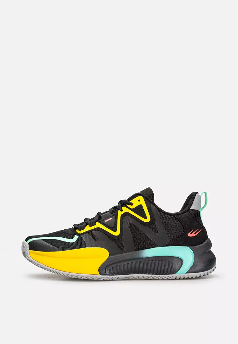 World Balance Switchback Men's Performance Basketball Shoes