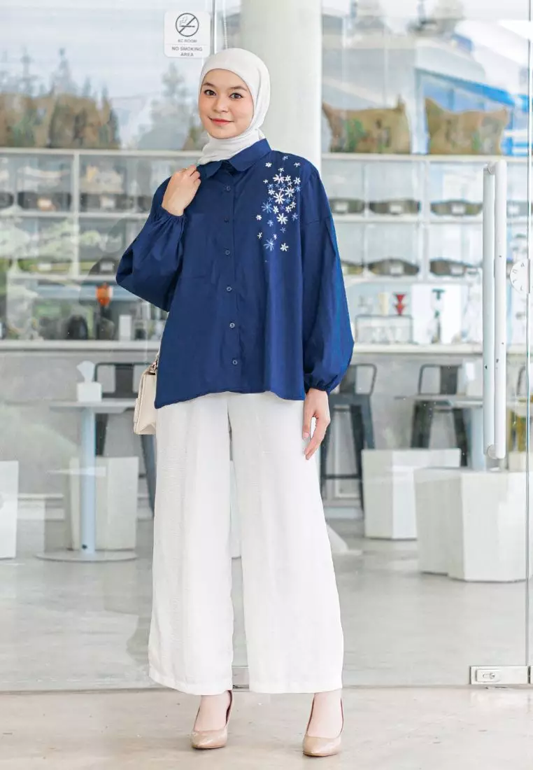 Donia Embrodery Top Navy - Blouse Atasan Wanita