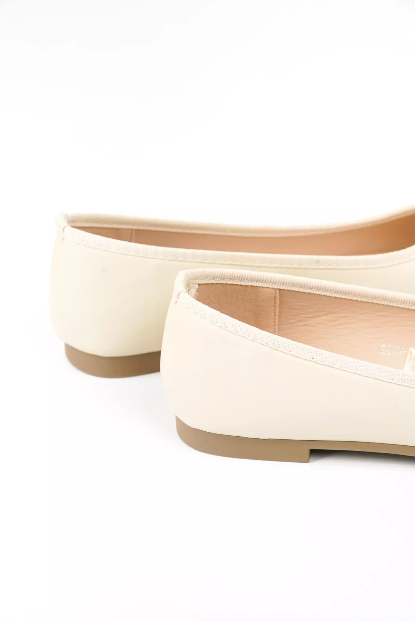 Blow BLNW 0102 Ayla Flats Shoes Wanita Sepatu Hitam Balet Women Shoes