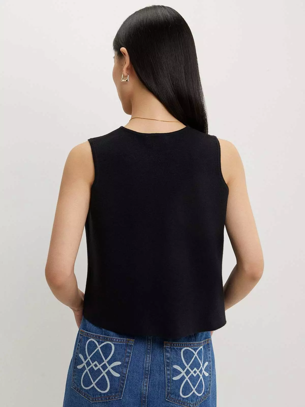 Sleeveless Front Pocket Top - Black