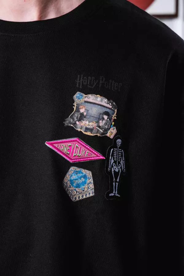 FACILITY Harry Potter Collection - Sweet Nostalgic Boxy Tee - Jet Black