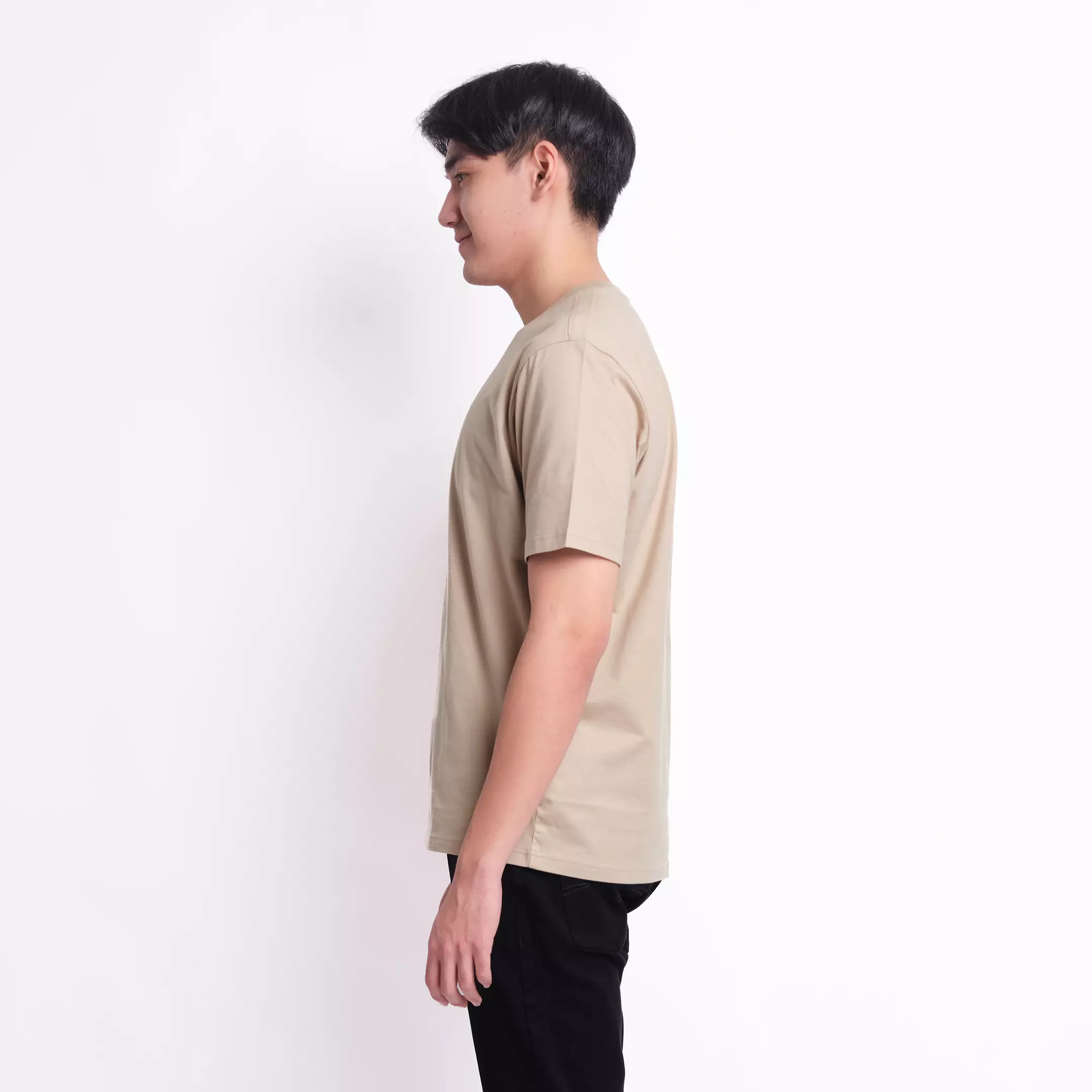 TRIPLE Kaos Reguler Fit (YTS 136) Warna Cream