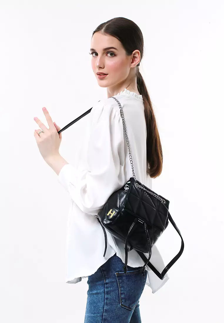 Cellyn Tas Ransel Mini Wanita Strap Kombinasi Rantai Material Leather ORIGINAL - Black
