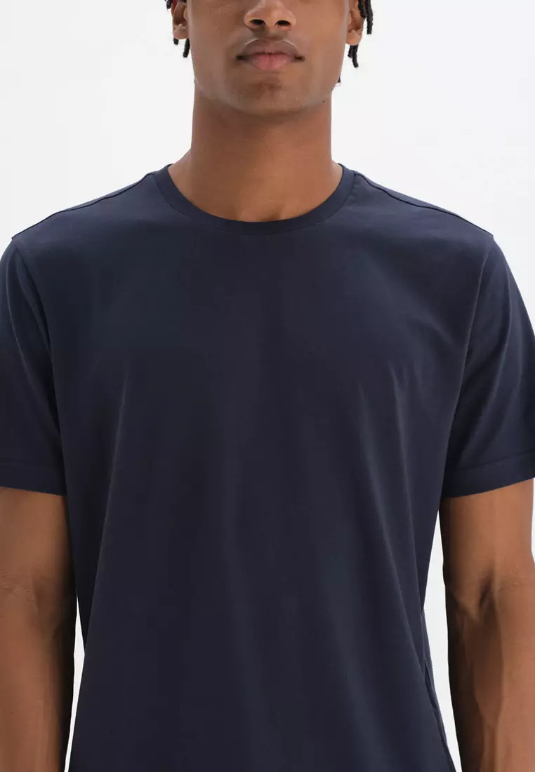 Buy DAGİ Black T-Shirt, Crew Neck, Solid Tee, Slim Fit, Short Sleeve  Underwear for Men 2024 Online