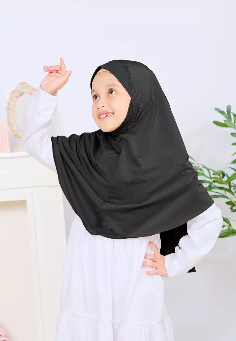 Cotton Bee - Jennaira Bergo Dagu | Hijab Instan Anak Non Pad - S