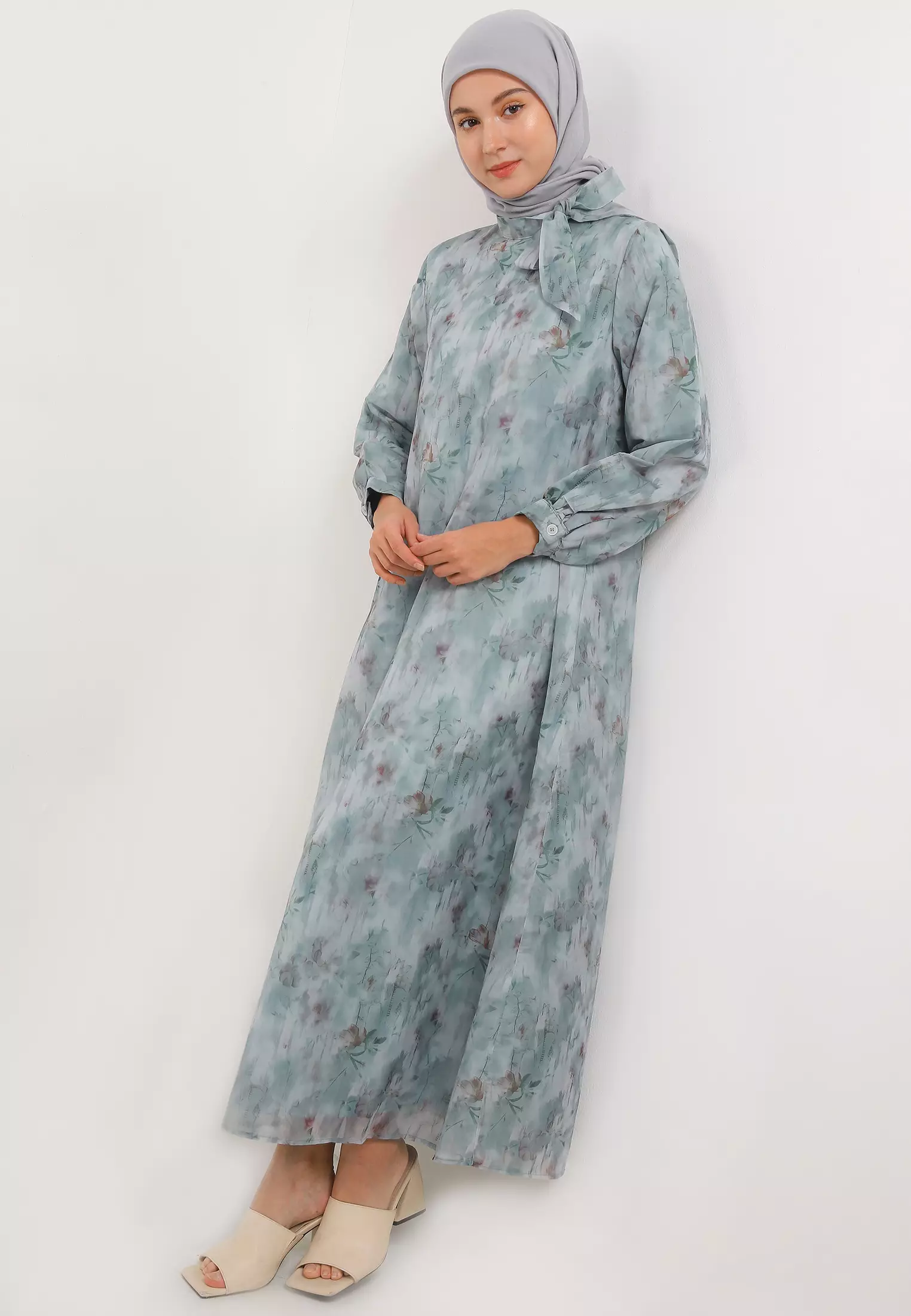 MFMW Shaylee Dress Gamis Grey Motif Bunga