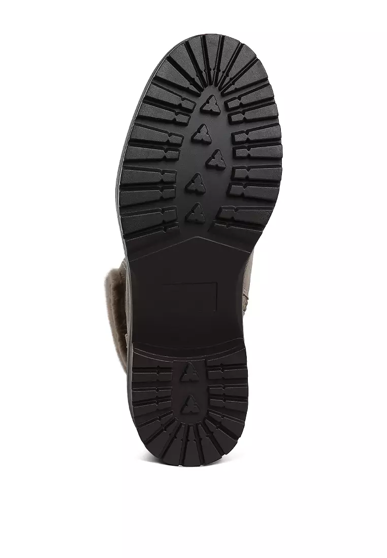 Sepatu bot kerah bulu imitasi warna kelabu kecokelatan