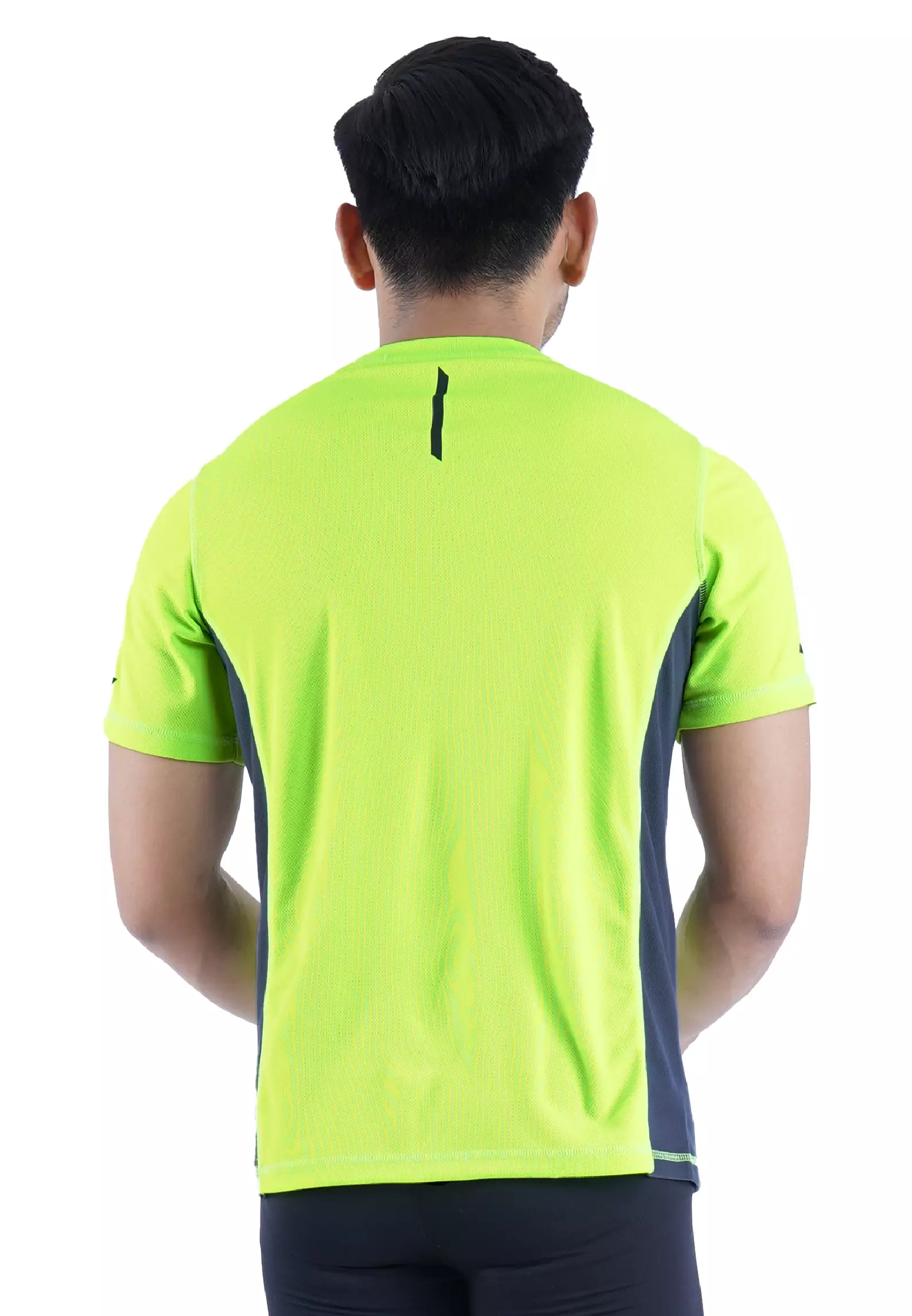 Tiento Kaos Olahraga Lari Baju Running Gym Dry Fit Extra Lite Pria