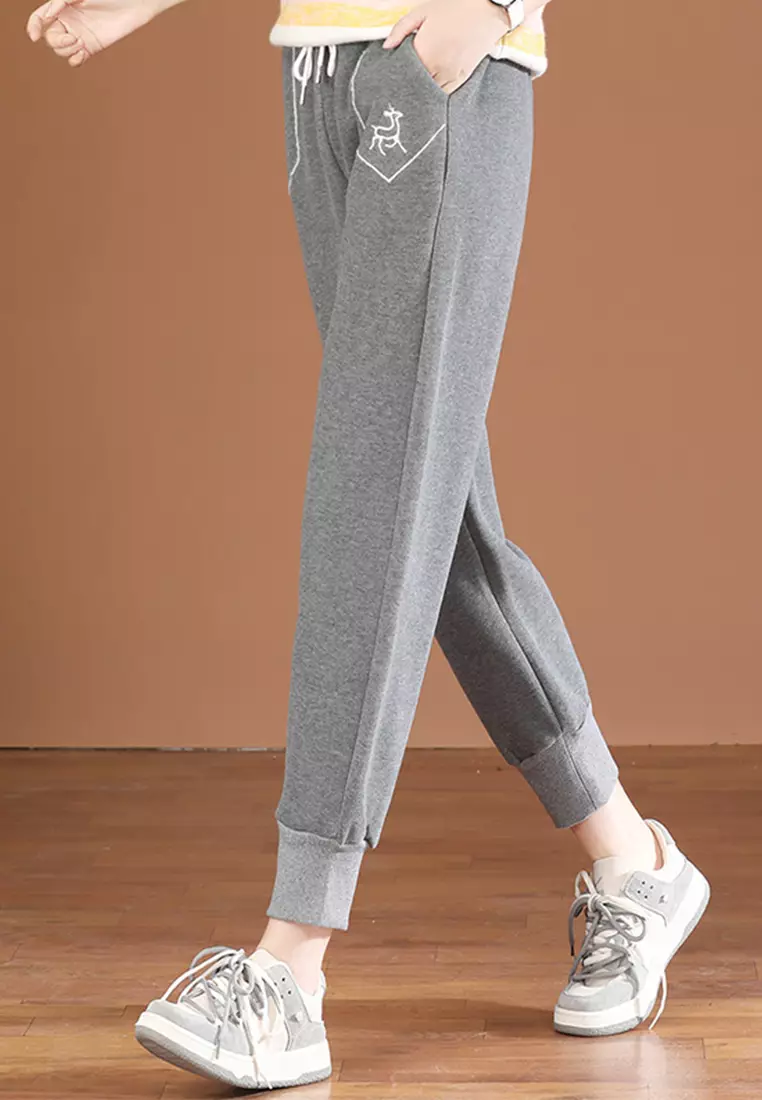 Female sports pants best sale