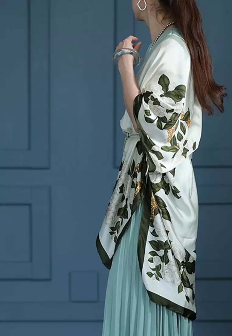 Aksesoris Wanita Garden Flowers Outer Syal Outer Wanita Dark Green & White