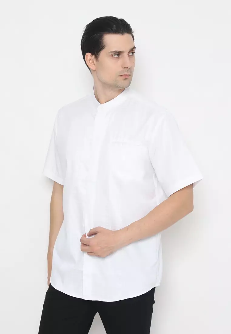 POLICE Kemeja Koko Border Printing Putih Regular Fit Pria